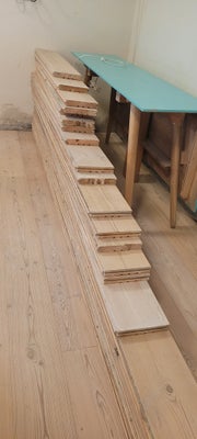 Planke, Fyrretræ, massiv, 30x185 mm, 12 kvm, Rest. 10 m2 i længder fra 130-375cm. De fleste med fer 
