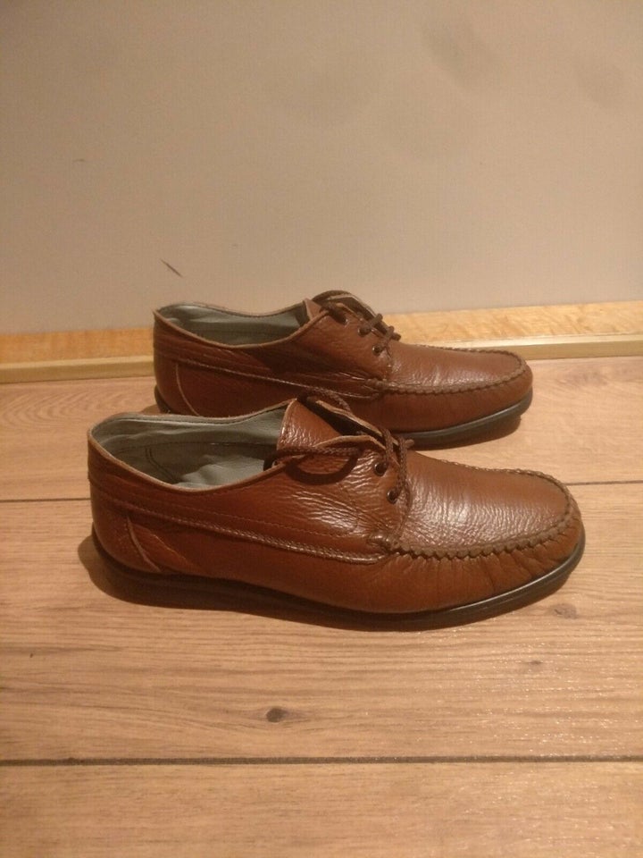 Loafers, MUSTANG, str. 42