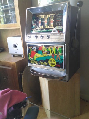 Quick Draw, spilleautomat, Perfekt, Enarmet tyveknægt med "arm" i god stand sælges.

PRIS 7.000 kr..