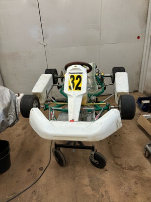 Gokart, Tonykart, modelår 1999, Tonykart 99E sælges som på billederne.

Jeg kan kontaktes på telefon