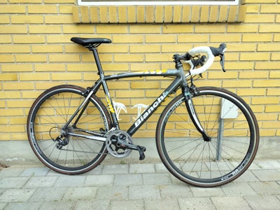 Herreracer, Bianchi Via Nirone C2C, 55 cm stel, 20 gear, Rigtig fint eksemplar af Bianchi Nirone C2C