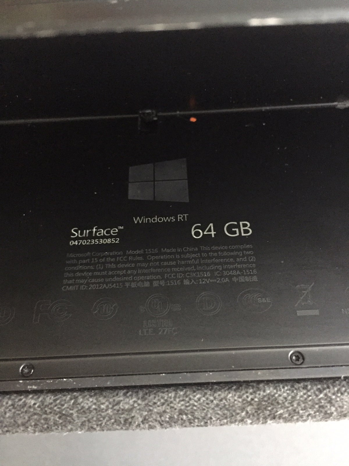 Microsoft RT Surface model 1516, 2 GB ram, 64 GB harddisk