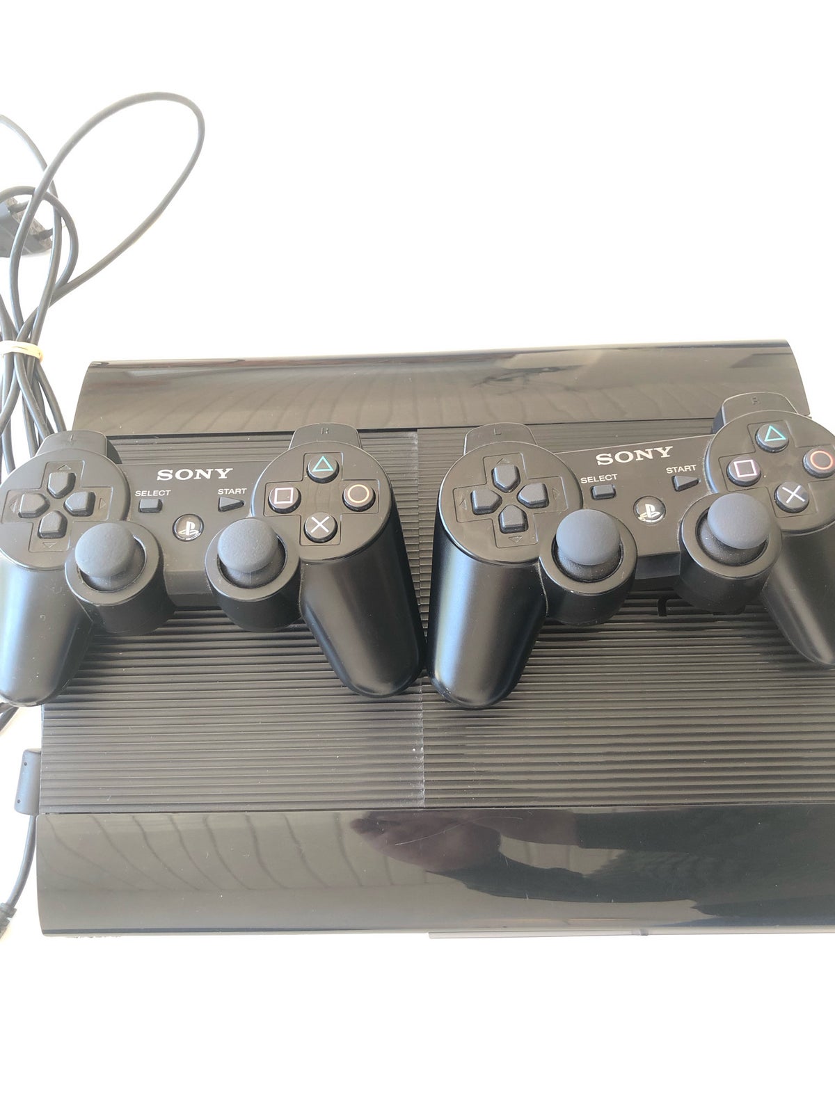 Playstation 3 inkl. 2 controllere og kabler,