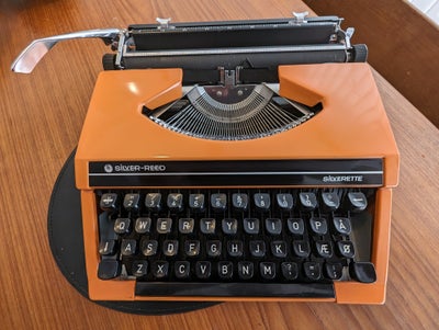 Skrivemaskine, Silver-Reed Silverrette Rejseskrivemaskine, Sælger min ualmindelig coole Retro / Vint