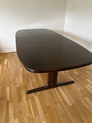 Spisebord m/stole, Mahogni , Skovby RS11M + 4 stole. Kan hentes gratis. Sidste frist d.25. april.