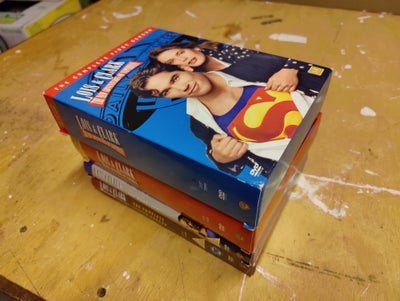Lois & Clark, DVD, TV-serier, Lois & Clark
The new adventures of Superman

Årgang 1, 2, 3 & 4

Se fo