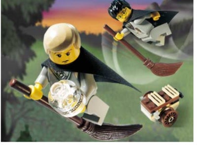 Lego Harry Potter, 4711, Komplet
Flyvelektion/flying lesson
Mange sæt til salg
