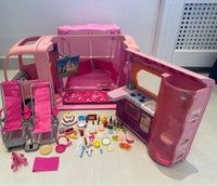 Barbie, Autocamper med massere af tilbehør