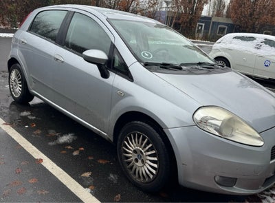 Fiat Grande Punto, Benzin, 2008, km 175000, 5-dørs, Sælger denne Fiat Punto i grå, eftersom behovet 