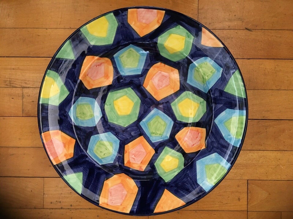 Porcelæn, Stor gulv- eller bordskål