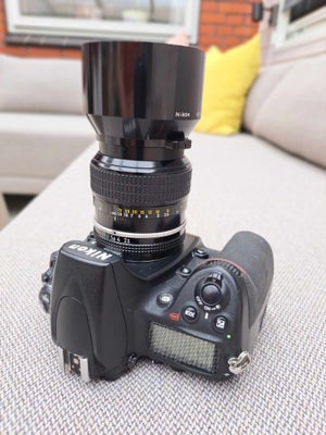 Nikon D700, 12,1 megapixels, 0 x optisk zoom, God, Pæn og velkørende Nikon d700 hus - sælges.

Du få