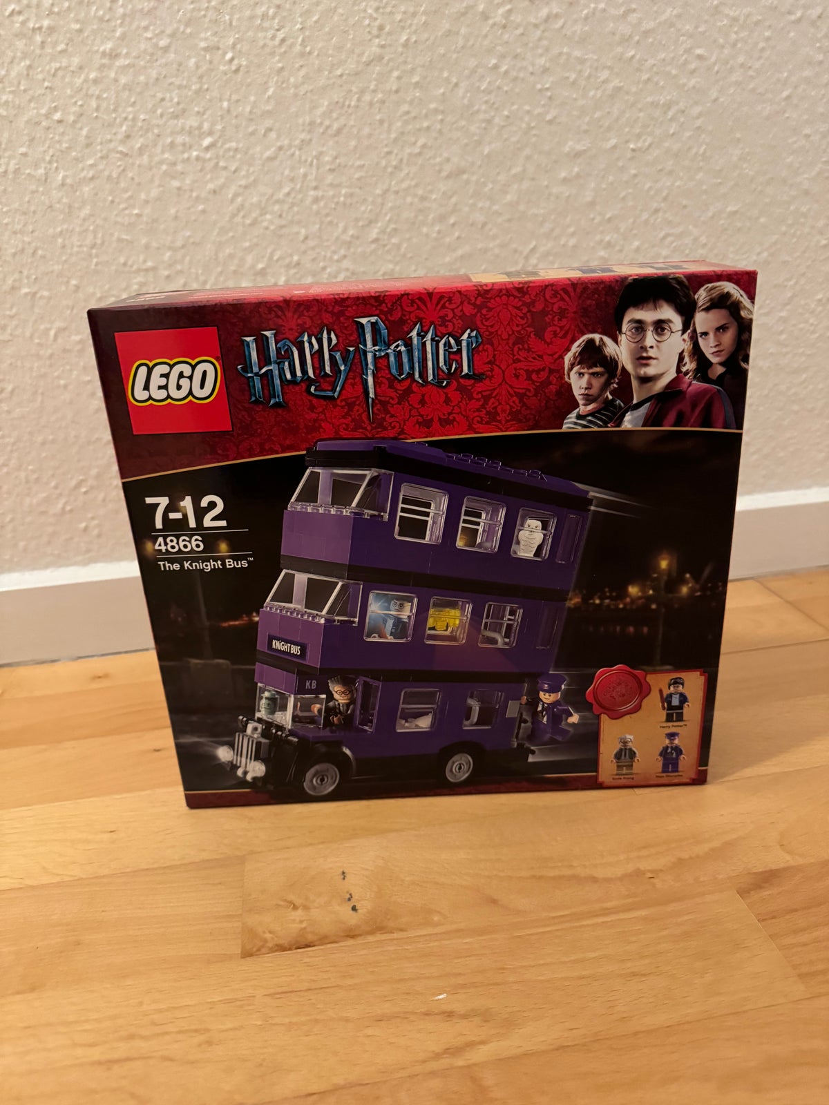 Lego Harry Potter, 4866 The Knight Bus