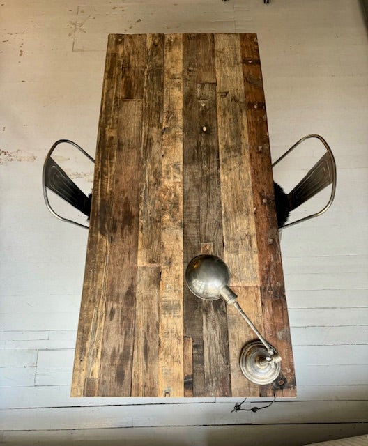 Plankebord i industrielt design