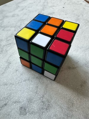 Rubiks terning, Hjernegymnastik, andet spil, Den originale Rubiks terning/ cube.
Det bedst sælgende 