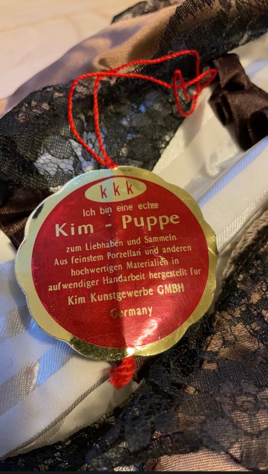 Porcelænsdukke, Kim puppe