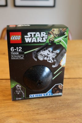 Lego Star Wars, 75008 TIE Bomber & Asteroid Field.
Ny/uåben.

Den kan hentes i Odense NV, eller send