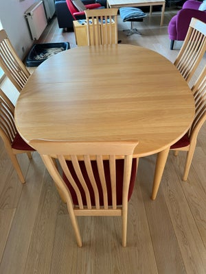 Spisebord m/stole, Bøg, Flot ovalt spisebord i lakeret lys bøg med 6 stole. Brede 1,2 m og længde 1,