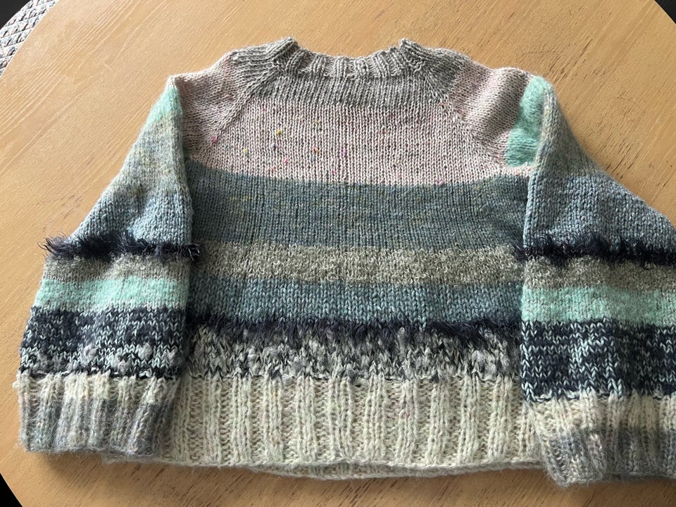 Sweater, Hjemmestrik, str. 40