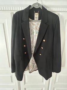Salling DBA - jakker og frakker til damer