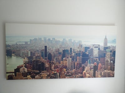 Fotografi , motiv: New York skyline, Urban City (New Yor)
Købt i ILVA (nypris 500 kr)
H: 70 cm / B: 