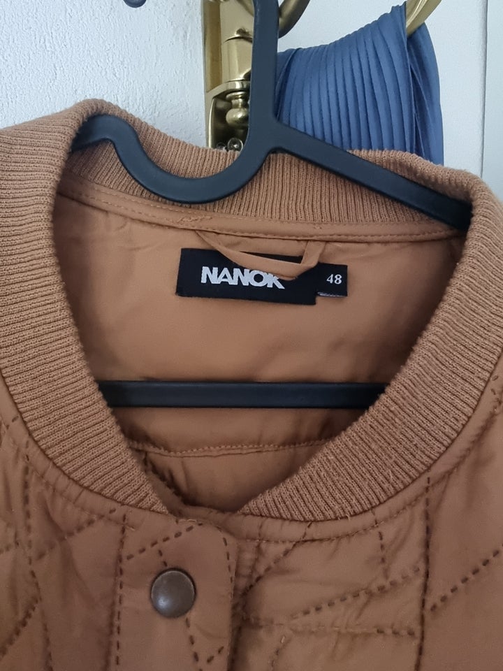 Termotøj, Overgangs-jakke, Nanok