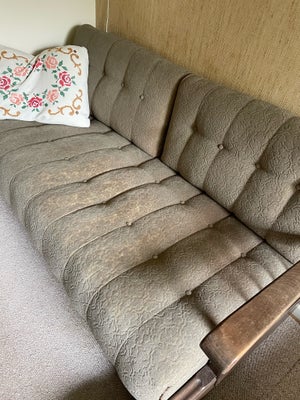 Sofa, stof, 3 pers., Fin retro sovesofa i stof med en fantastik “ madras” . Tror træet er palisander