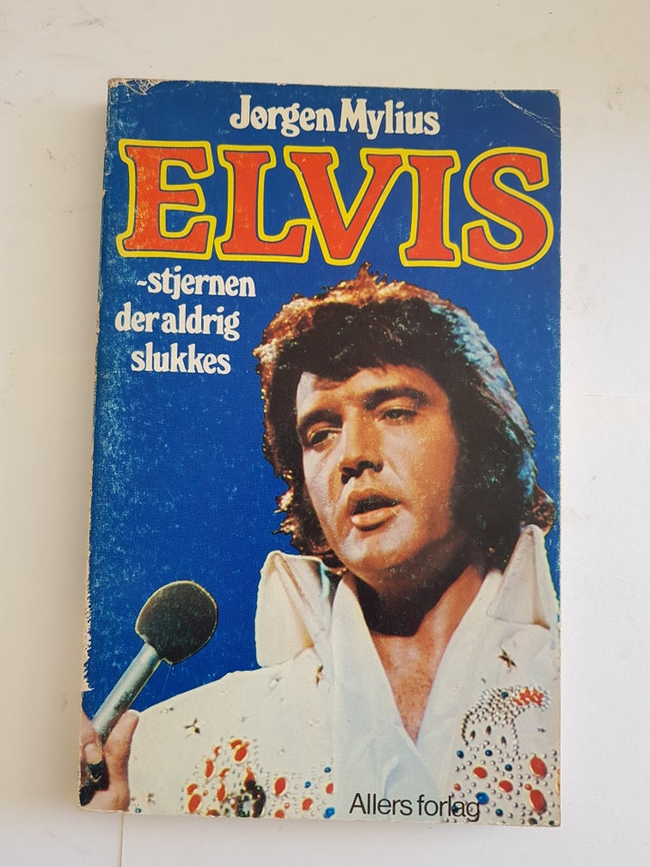 Elvis stjernen der aldrig slukkes, Jørgen Mylius