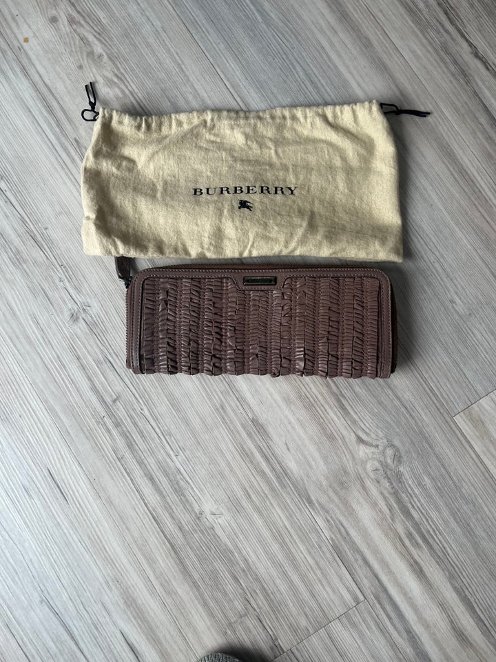 Makeup pung, Burberry