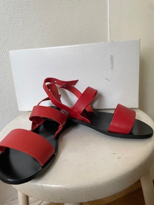 Find Røde Sandaler på DBA - køb og af nyt og brugt