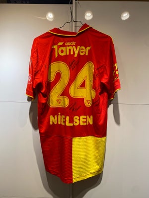 Fodboldtrøje, Match worn Lasse Nielsen, Match worn fodboldtrøje fra Göztepe med danske Lasse Nielsen