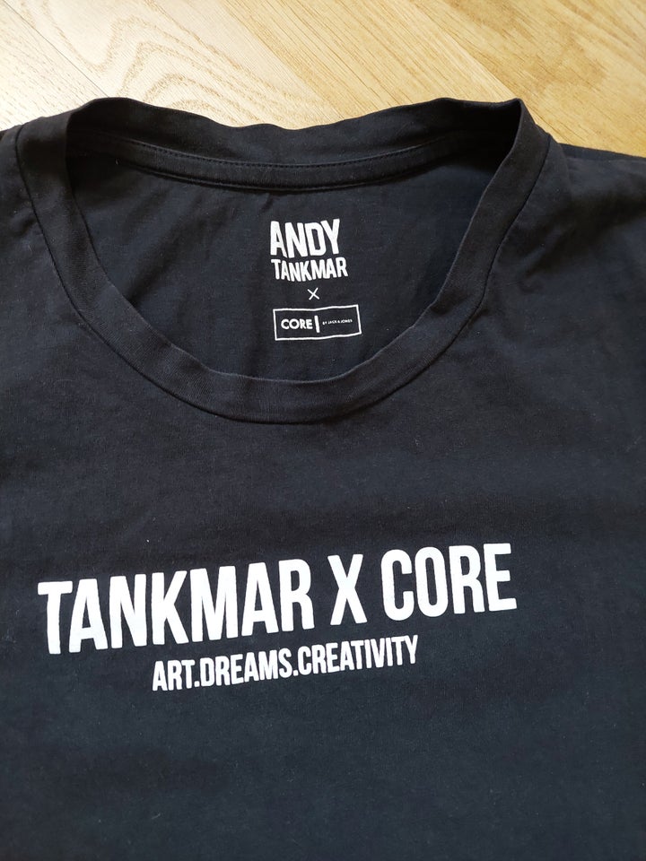 miljø announcer Interconnect T-shirt, Andy Tankmar x Core , str. 40 – dba.dk – Køb og Salg af Nyt og  Brugt