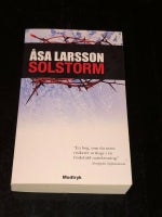 Solstorm, Åsa Larsson, genre: krimi og spænding
