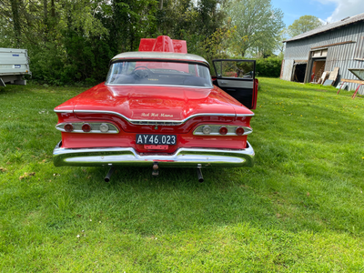 Edsel Ranger, Benzin, 1959, km 123456, 2-dørs, 1959 Edsel Ranger 2 d Hardtop
Bilen blev slebet i bun