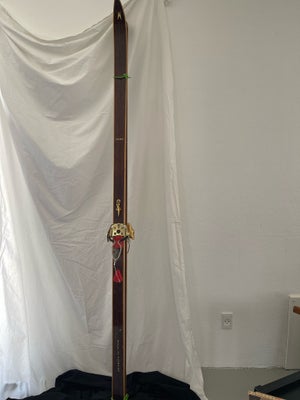 Langrendsski, Flotte vintage ski. Kan afhentes i Slagelse 