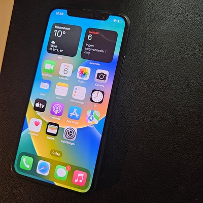 iPhone X, 256 GB, sort, God, 256 gb, skærm uden ridser, batteri i stadig god stand. Face id virker i