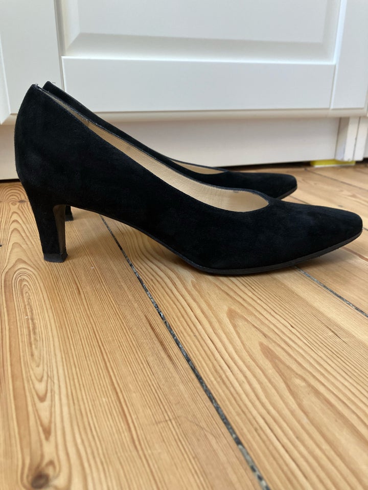 Pumps, str. 37,5