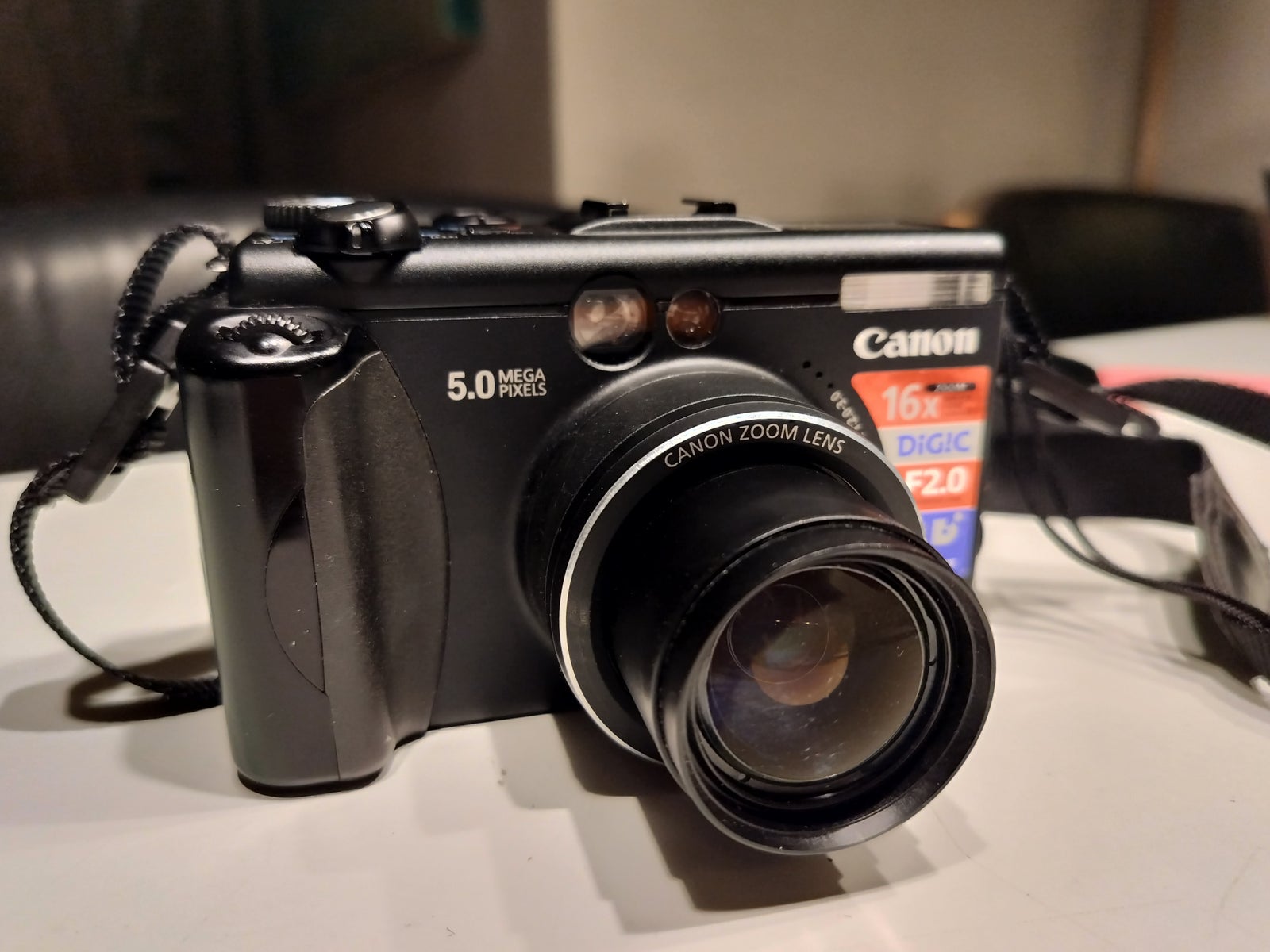 Canon, G5 (PowerShot), 5.0 megapixels
