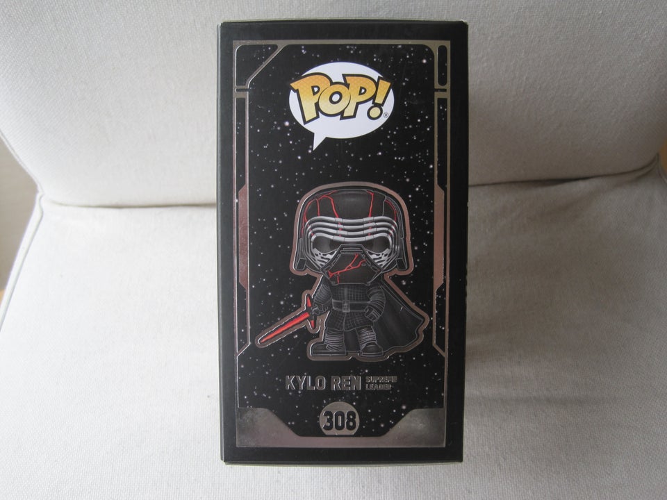 Funko Pop #308 Kylo Ren med lys og lyd!