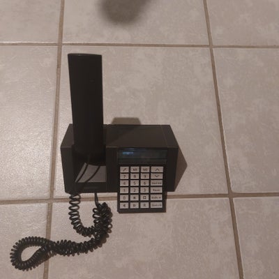 Bordtelefon, Bang & Olufsen, Beocom 1600, God, Sort fastnet telefon, som er udstyret med et velkendt
