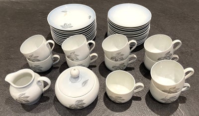 Porcelæn, Kaffestel Løvfald, Bing og Grøndahl, 11 stk. kopper med underkopper.
10 stk. kagetallerkne