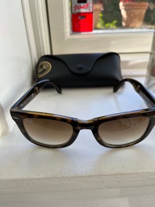 Solbriller til salg Hellerup - køb brugt billigt på DBA -