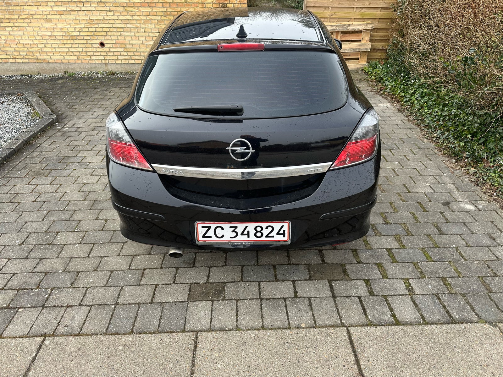 Opel Astra, 1,8 140 Enjoy GTC, Benzin