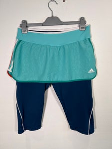 ebbe tidevand metallisk Tredje Find Adidas Nederdel på DBA - køb og salg af nyt og brugt