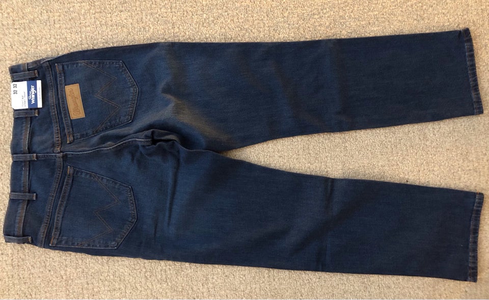 Jeans, Wrangler, str. 32