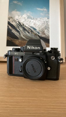 Nikon, F3 HP, God, Flot Nikon F3 HP til salg.
Fungerer som det skal. 

Sendes gerne. 
Se andre annon