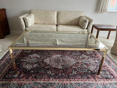 Glasbord, b: 77 l: 130 h: 48, Sofabord med glasplade 
Købt i Espe Møbler 
Rigtig fin stand, ingen ri