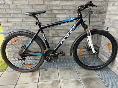 Felt 220, hardtail, 19,5 tommer, 21 gear, Klargjort og køreklar sej vintercykel 26" hjul.

Kan også 