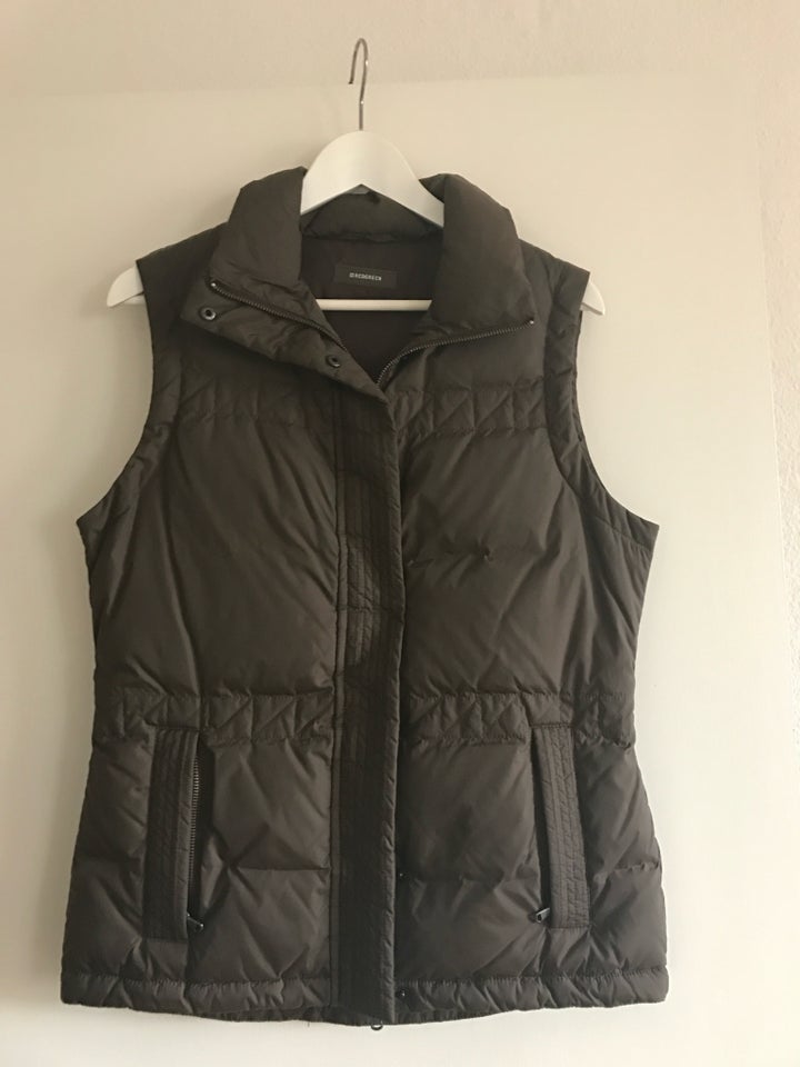 Vest, Redgreen , str. 38