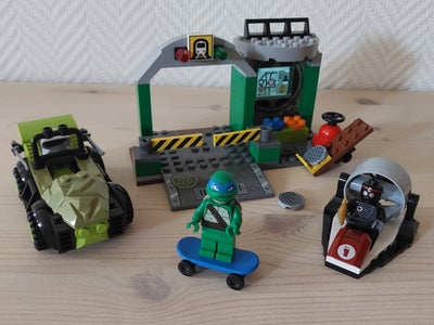 Lego Ninja Turtles, 10669, Skildpaddehule, sæt med samlevejledning. 
Fra røg og dyre frit hjem, kan 