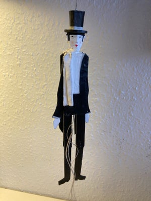 Gentleman sprællemand, Gentleman sprællemand i smoking 
32 cm skøn træsprællemand 

man maskulin kær
